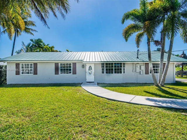 20750 SW 394th St, Homestead FL 33034