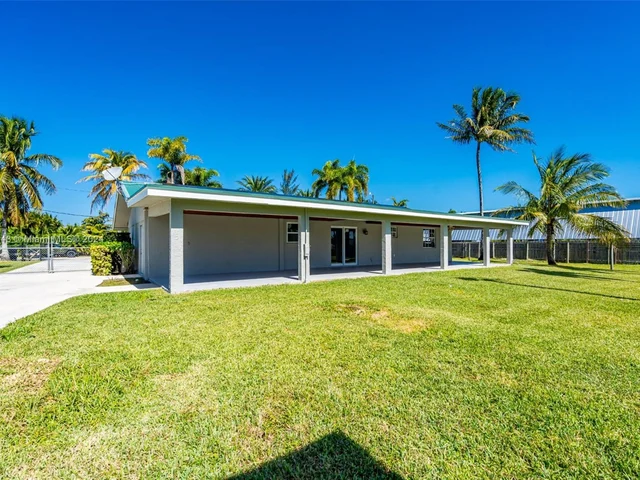 20750 SW 394th St, Homestead FL 33034