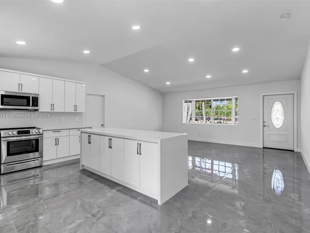 20750 SW 394th St, Homestead FL 33034