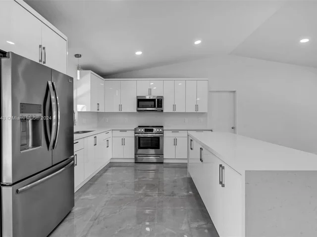 20750 SW 394th St, Homestead FL 33034