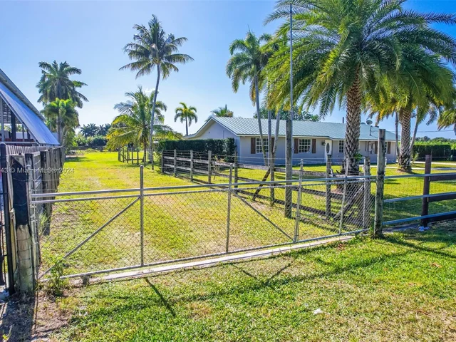 20750 SW 394th St, Homestead FL 33034