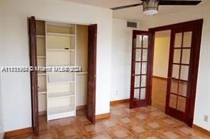 400 Leslie Dr # 228, Hallandale Beach FL 33009