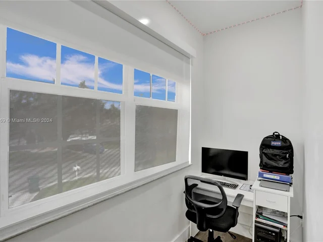 15820 SW 148th Ter, Miami FL 33196