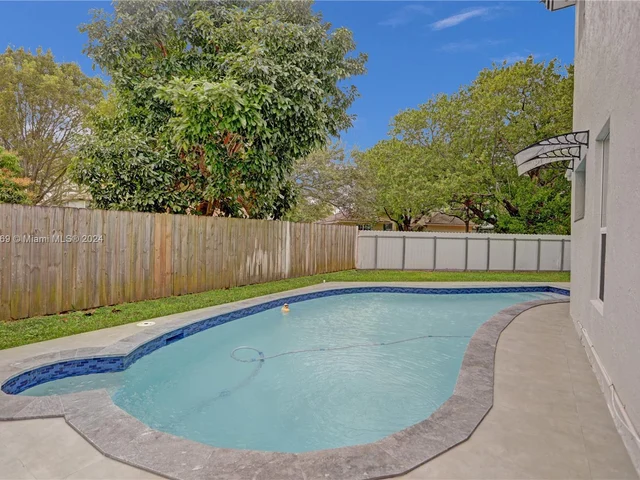 15820 SW 148th Ter, Miami FL 33196