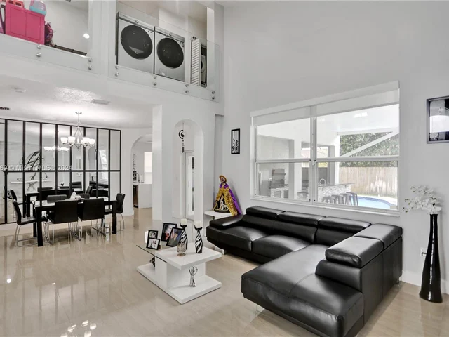 15820 SW 148th Ter, Miami FL 33196