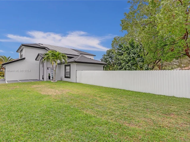 15820 SW 148th Ter, Miami FL 33196