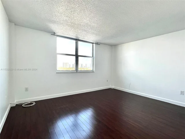 2841 NE 163rd St # 1007, North Miami Beach FL 33160