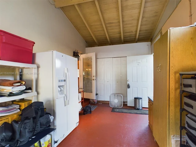 1017 SW 22nd Ter, Fort Lauderdale FL 33312