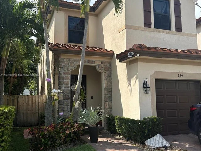 134 NE 37th Ter, Homestead FL 33033
