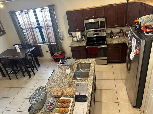 134 NE 37th Ter, Homestead FL 33033