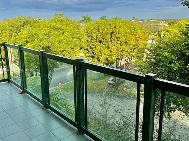 11750 SW 18th St # 1, Miami FL 33175