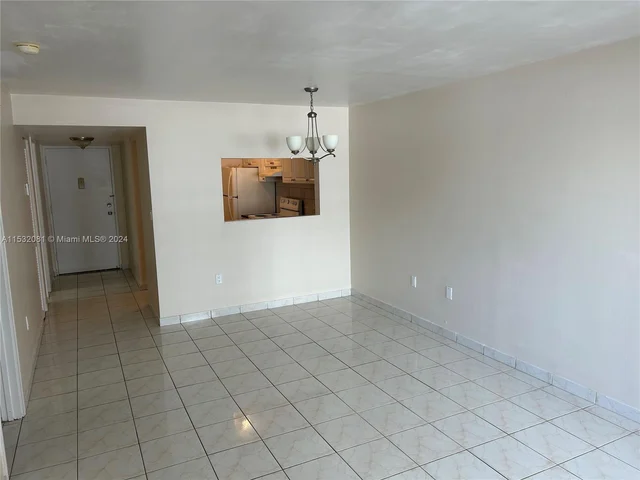 6880 Abbott Ave # 307, Miami Beach FL 33141