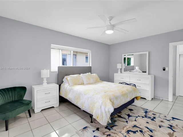 644 Meridian Ave # 1, Miami Beach FL 33139