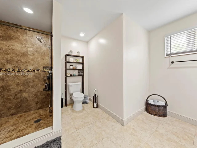 15225 SW 235th St, Homestead FL 33032