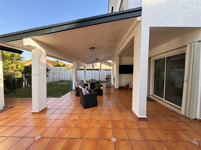 1320 SW 141st Ave, Miami FL 33184