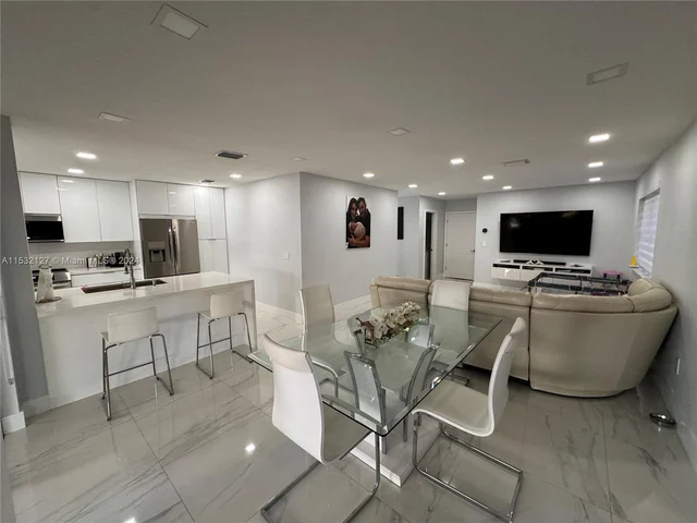 1320 SW 141st Ave, Miami FL 33184