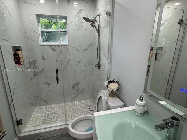 1320 SW 141st Ave, Miami FL 33184