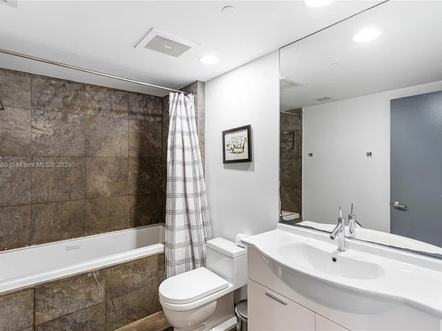 485 Brickell Ave # 3605, Miami FL 33131