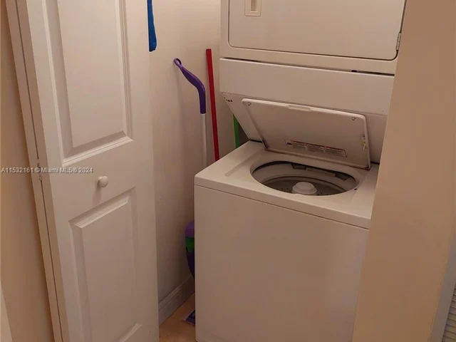 1755 E Hallandale Beach Blvd # 207E, Hallandale Beach FL 33009