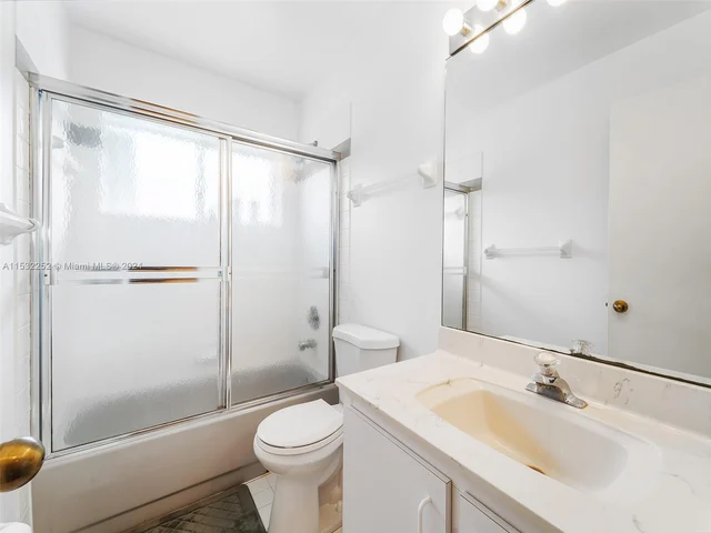 314 SE 3rd Pl, Dania Beach FL 33004