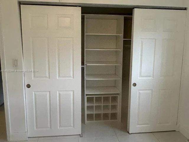 9440 SW 8th St # 122, Boca Raton FL 33428