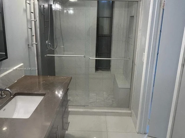 9440 SW 8th St # 122, Boca Raton FL 33428