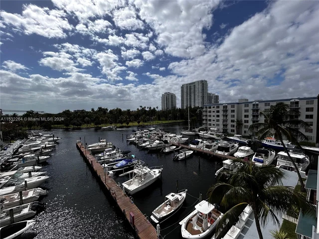 1700 NW N River Dr # 509, Miami FL 33125