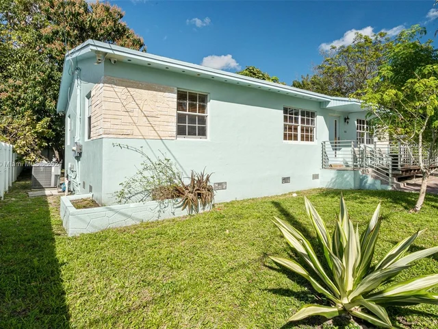 111 NE 68th Ter # 111, Miami FL 33138