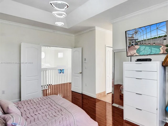 6662 SW 166th Ct, Miami FL 33193