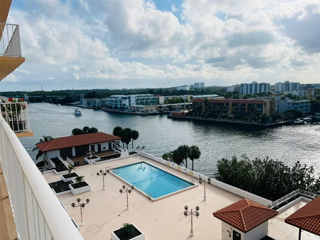 290 174th St # 902, Sunny Isles Beach FL 33160