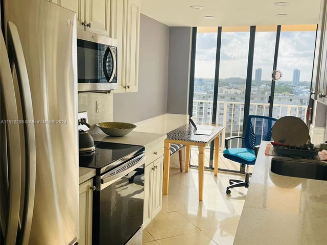 290 174th St # 902, Sunny Isles Beach FL 33160