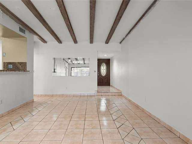 6417 NW 192nd Ter, Hialeah FL 33015