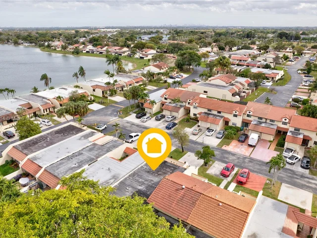 6417 NW 192nd Ter, Hialeah FL 33015