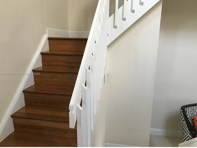 574 NW 159th Ave, Pembroke Pines FL 33028