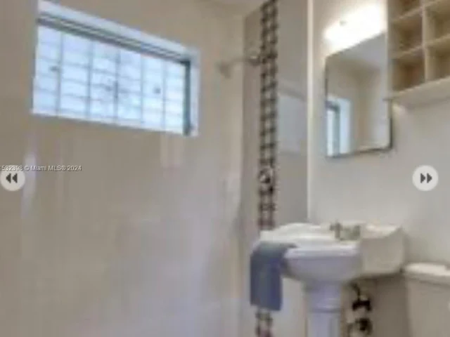 1348 9th St, West Palm Beach FL 33401