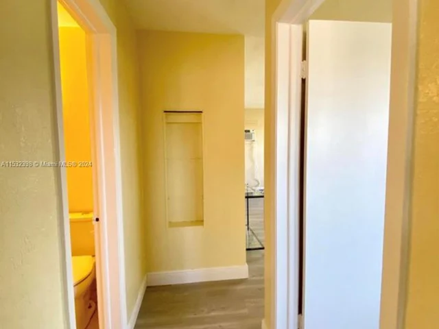 1348 9th St, West Palm Beach FL 33401