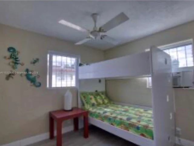 1348 9th St, West Palm Beach FL 33401