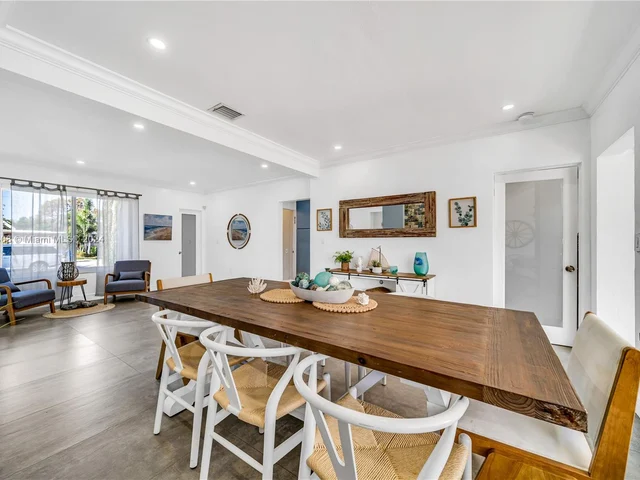 7521 Bounty Ave # 7521, North Bay Village FL 33141