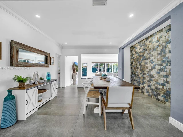 7521 Bounty Ave # 7521, North Bay Village FL 33141