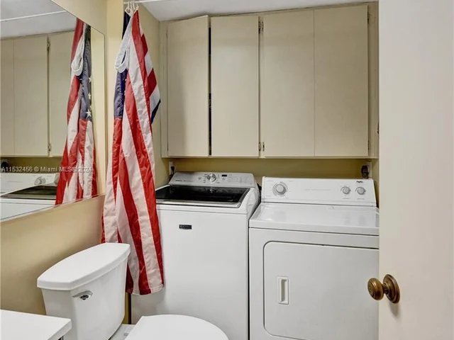 313 Buttonwood Ln, Boynton Beach FL 33436