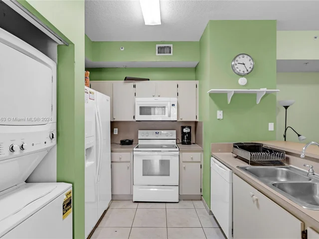 7260 NW 114th Ave # 10510, Doral FL 33178