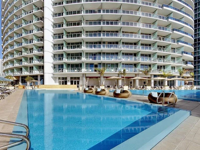 200 Biscayne Blvd Way # 4811, Miami FL 33131