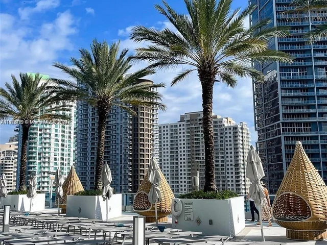 200 Biscayne Boulevard Way # 4801, Miami FL 33131