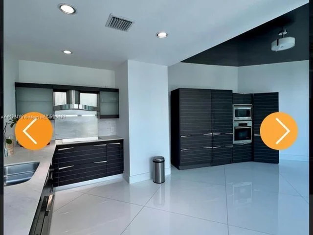 200 Biscayne Boulevard Way # 4801, Miami FL 33131