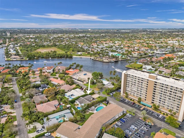 2606 N Riverside Dr, Pompano Beach FL 33062