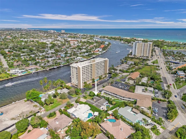 2606 N Riverside Dr, Pompano Beach FL 33062