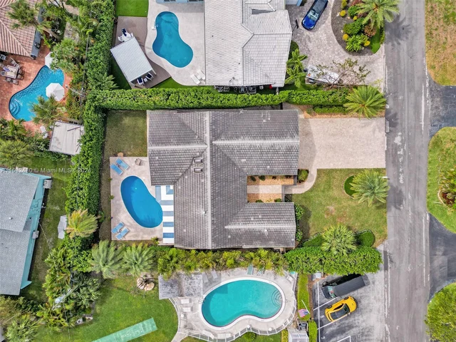 2606 N Riverside Dr, Pompano Beach FL 33062