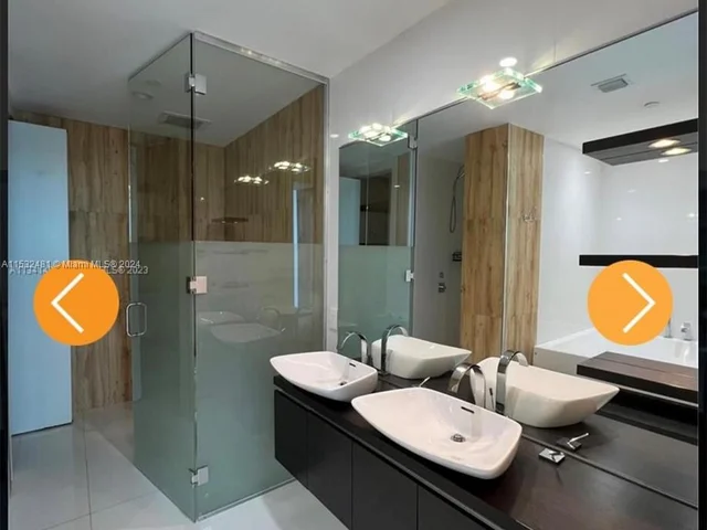 200 Biscayne Boulevard Way # 4811, Miami FL 33131