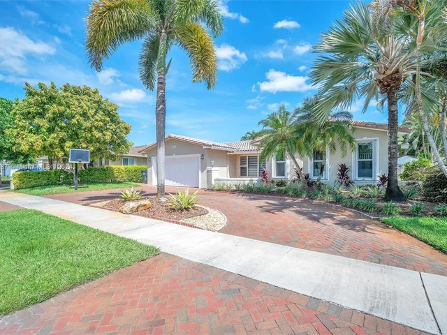 3721 N 54th Ave, Hollywood FL 33021