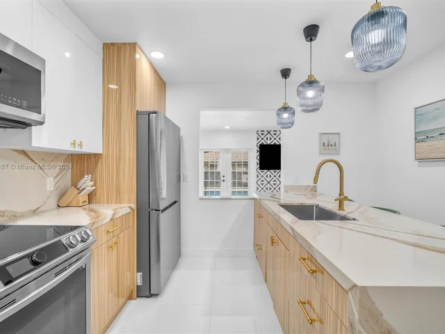 3721 N 54th Ave, Hollywood FL 33021